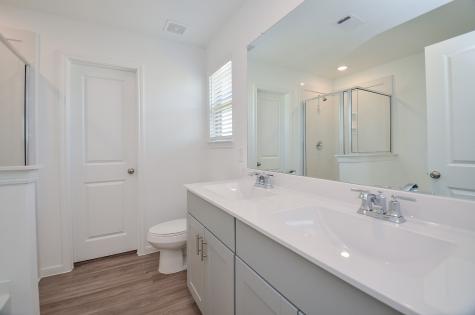 1004 Laguna Cove Drive Katy TX 77493