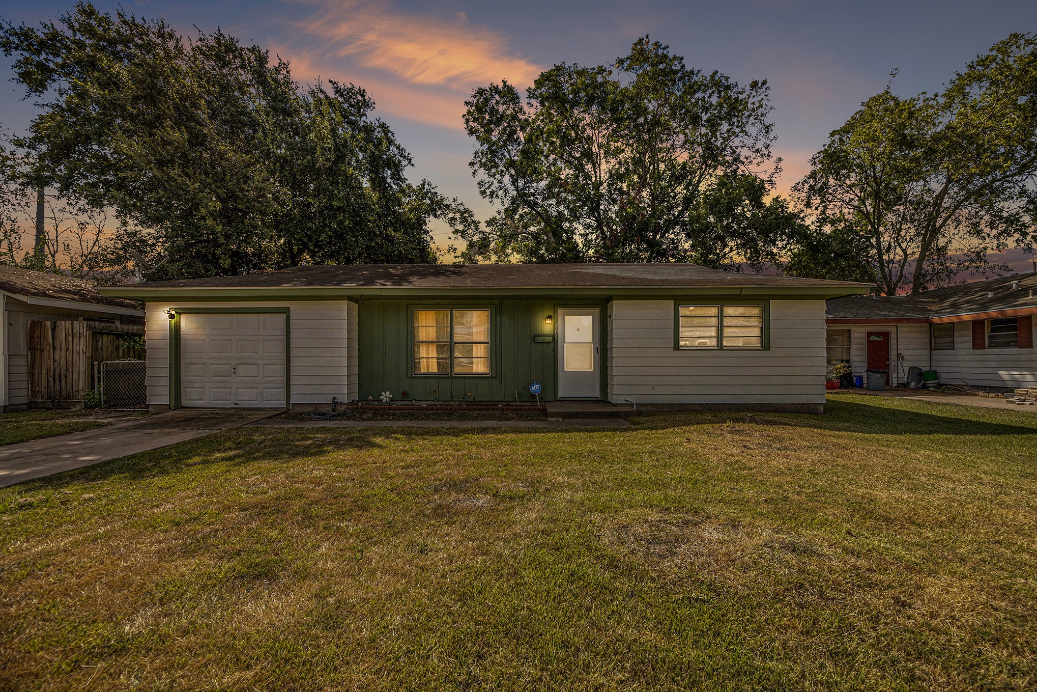 305 Elaine Street La Marque TX 77568