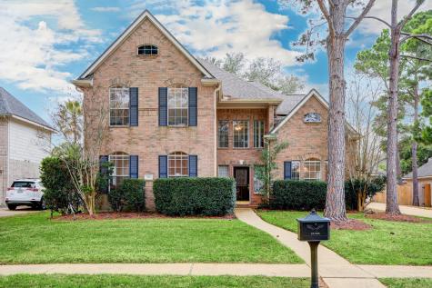 306 S Lake Land Drive League City TX 77573