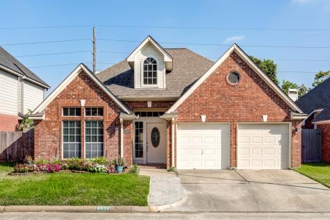 8838 Fairbloom Lane Houston TX 77040