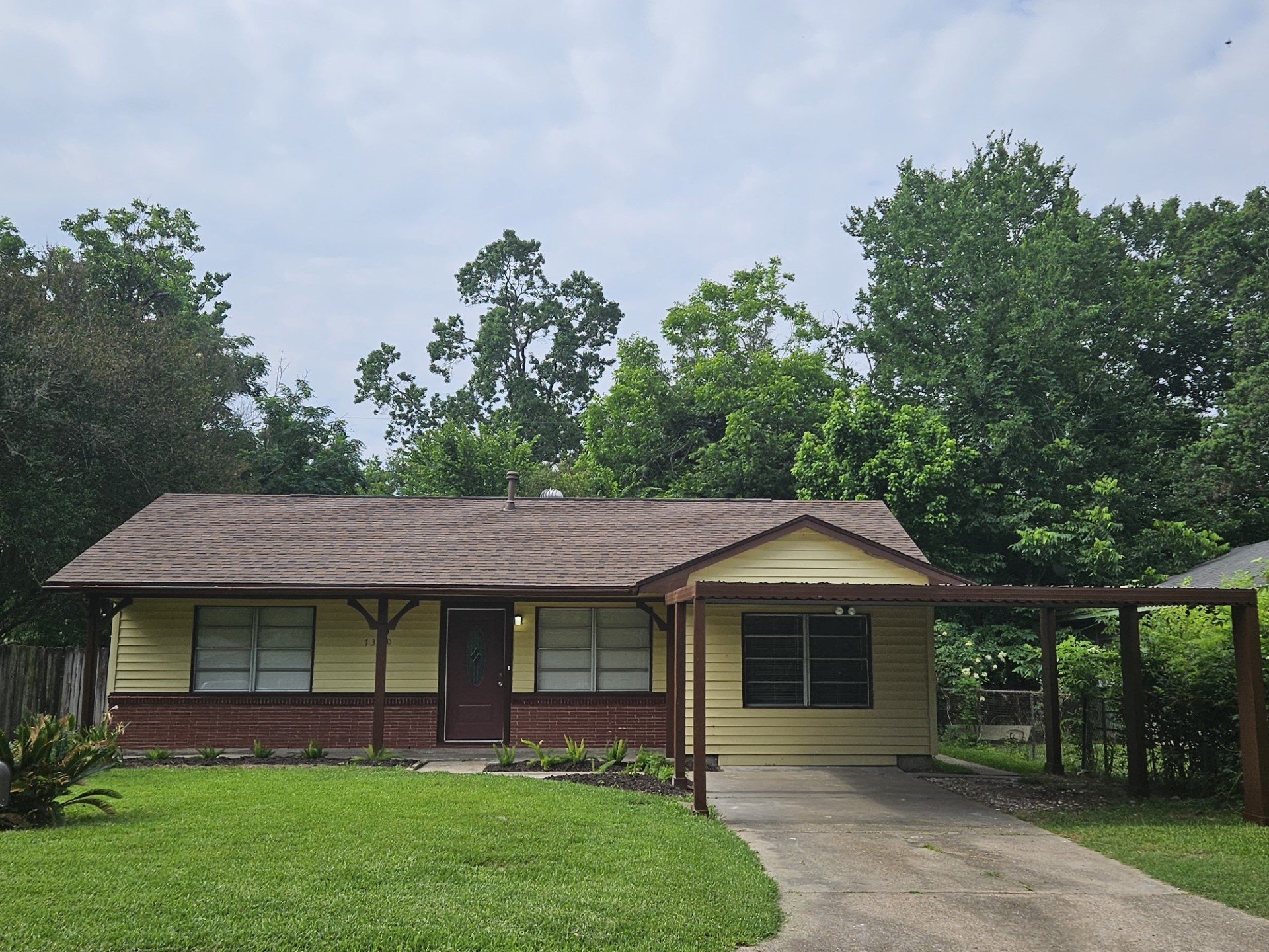 7330 Saunders Road Houston TX 77016