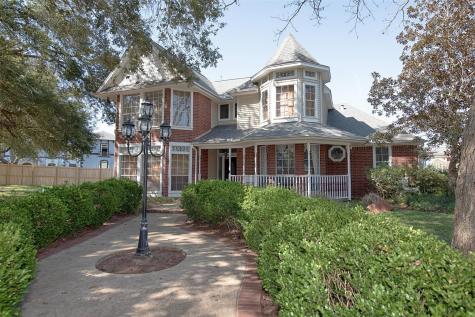 1261 County Road 147 Alvin TX 77511