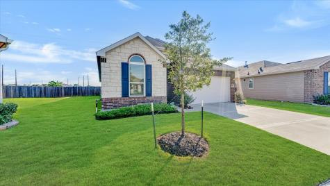 2003 Domeniko Drive Fresno TX 77545