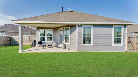 2003 Domeniko Drive Fresno TX 77545