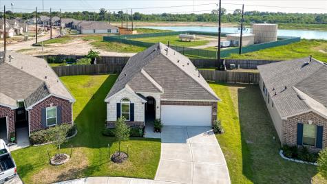 2003 Domeniko Drive Fresno TX 77545