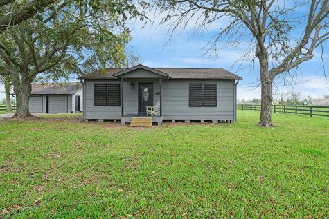 8505 Avenue C Santa Fe TX 77510
