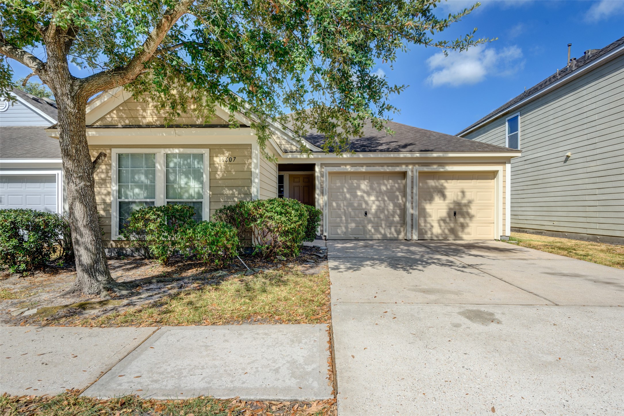 16607 Strathmore Manor Lane Houston TX 77090