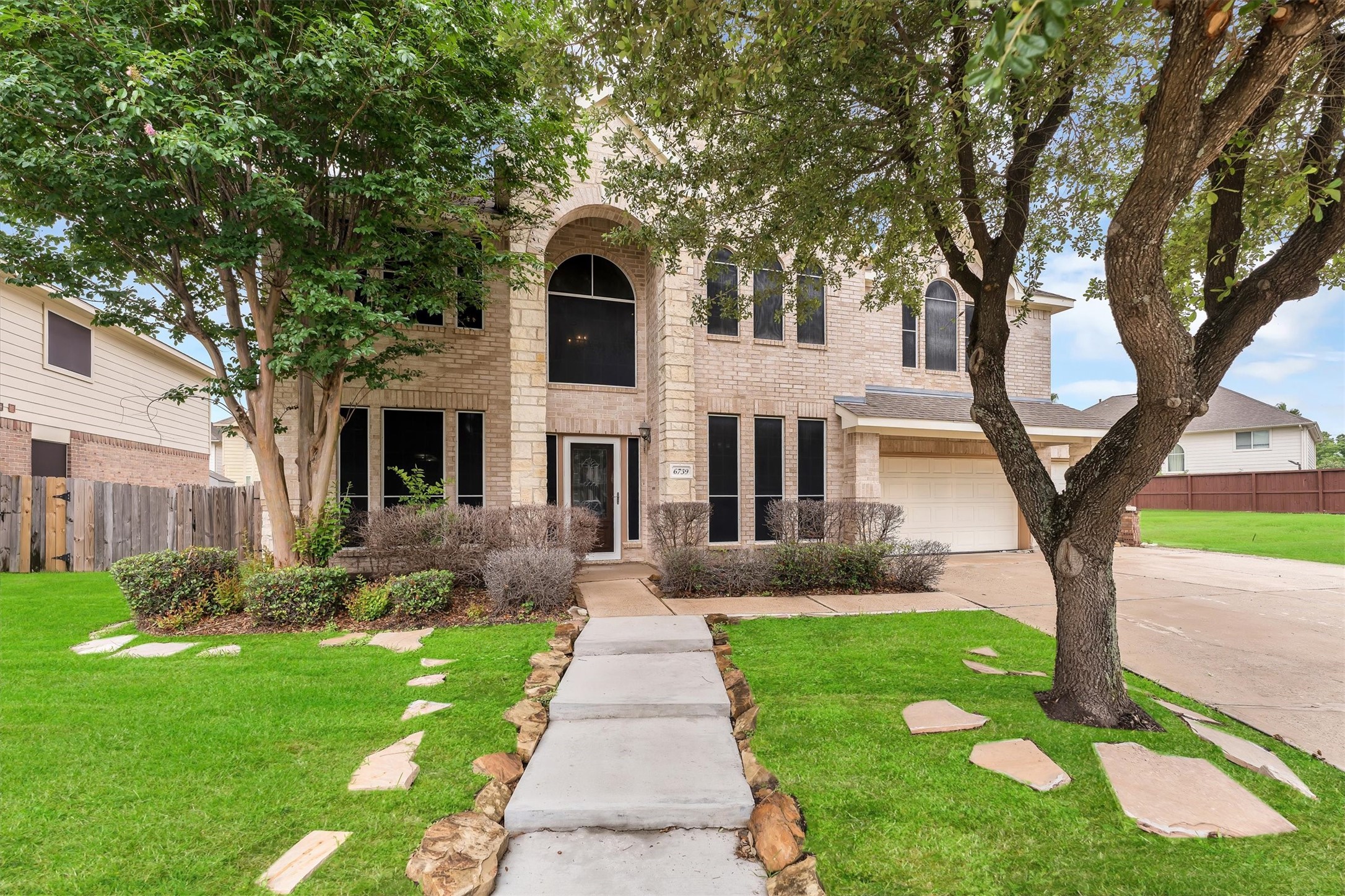 6739 Forest Mews Court Houston TX 77049