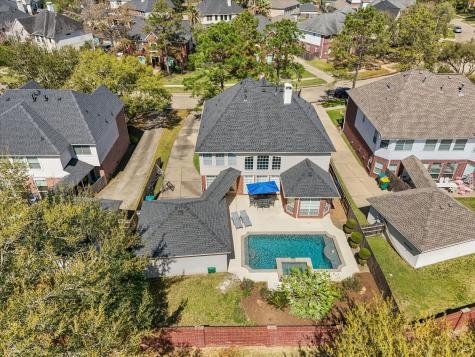 2431 Lansing Circle Pearland TX 77584