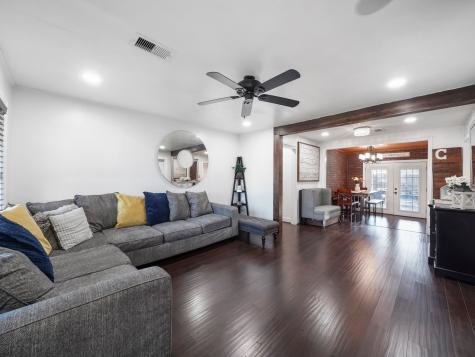 3718 Lazywood Lane Houston TX 77023