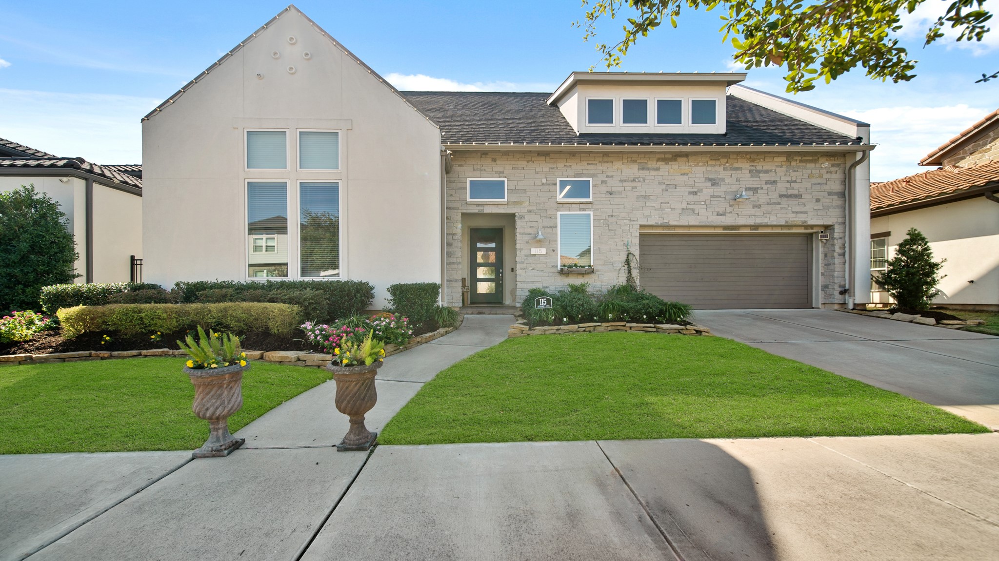 115 Hideaway Cove Sugar Land TX 77498