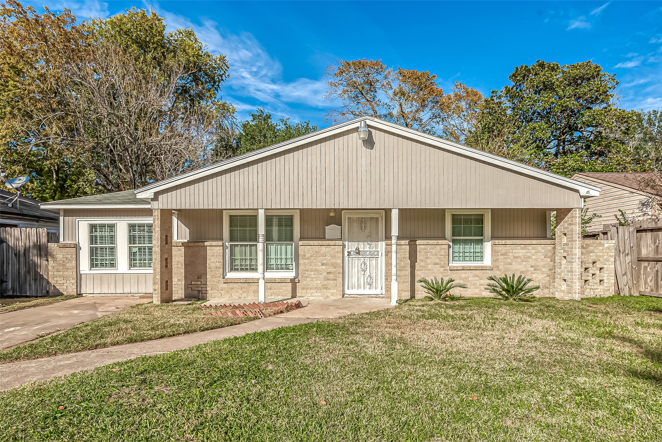 2914 Stallings Drive Houston TX 77088
