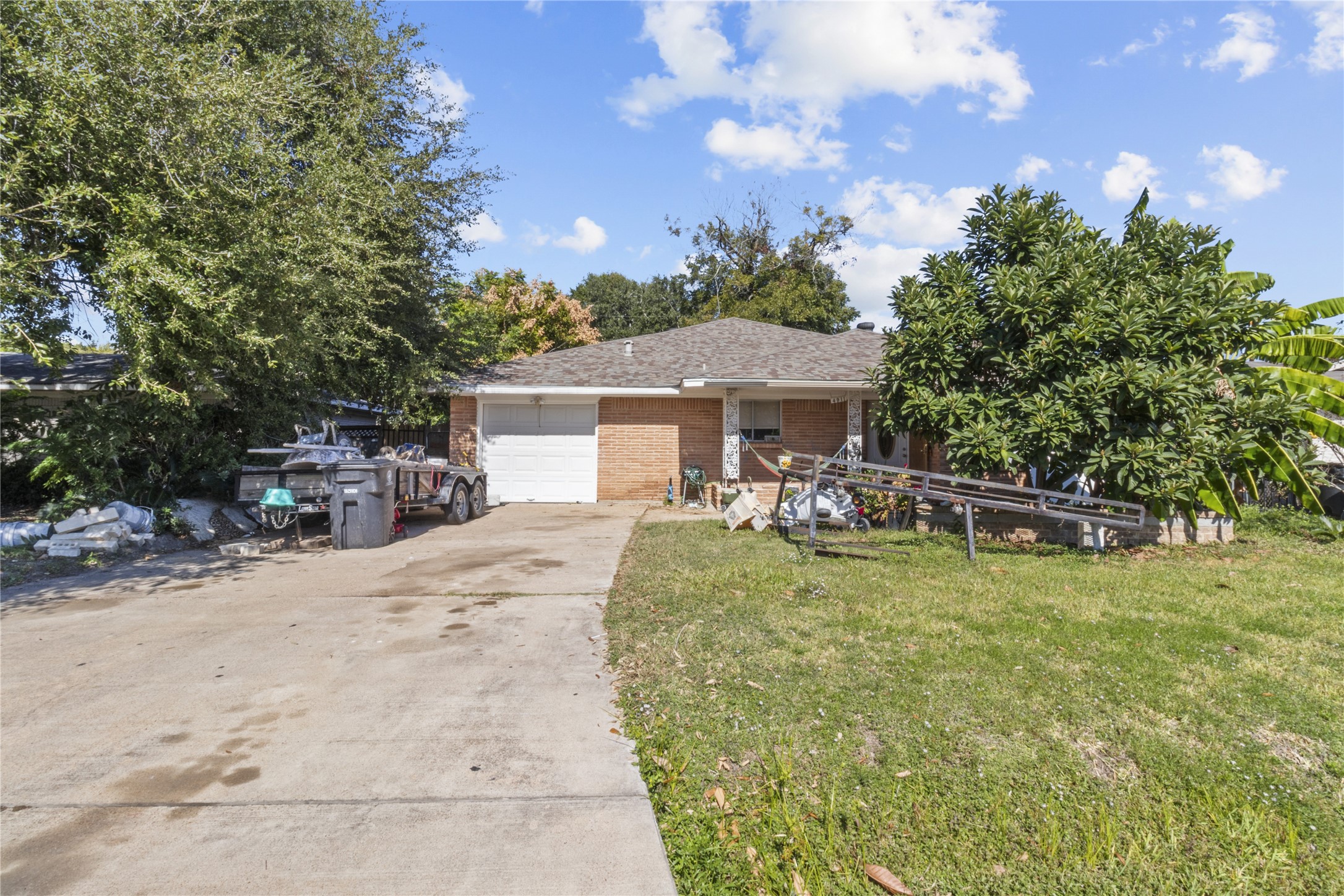 4911 Edfield Street Houston TX 77033