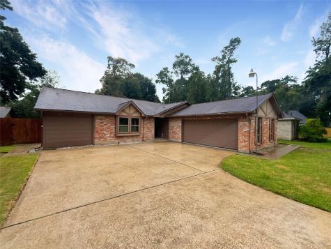 44 Rolling Hills Drive Conroe TX 77304