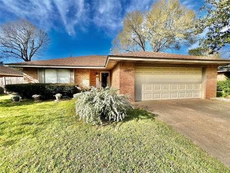 1505 Maple Street Liberty TX 77575