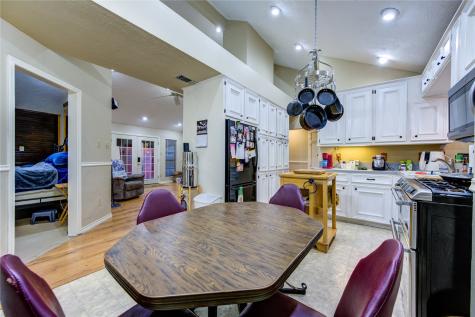 11217 Todd Street Houston TX 77055