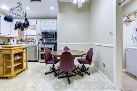 11217 Todd Street Houston TX 77055