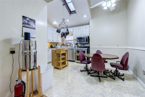 11217 Todd Street Houston TX 77055
