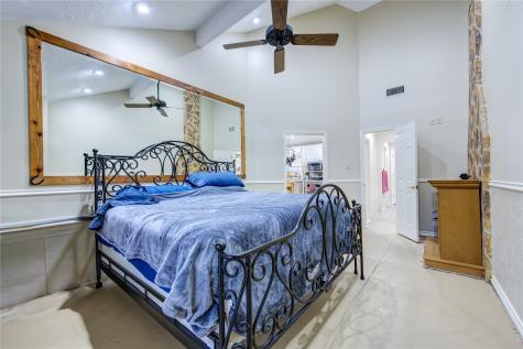 11217 Todd Street Houston TX 77055