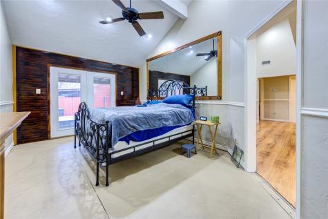 11217 Todd Street Houston TX 77055