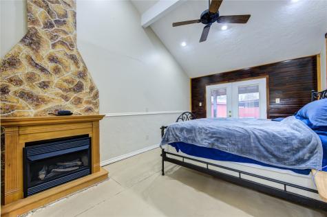 11217 Todd Street Houston TX 77055