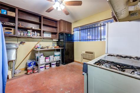 11217 Todd Street Houston TX 77055