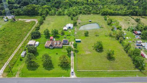 252 County Road 4871 Dayton TX 77535