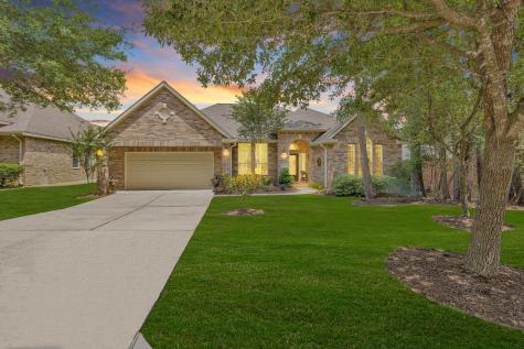 2002 Graystone Hills Drive Conroe TX 77304