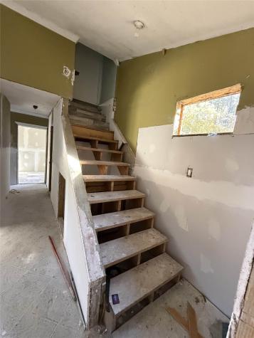 719 County Road 3880 Cleveland TX 77328