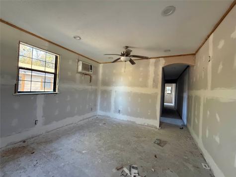 719 County Road 3880 Cleveland TX 77328