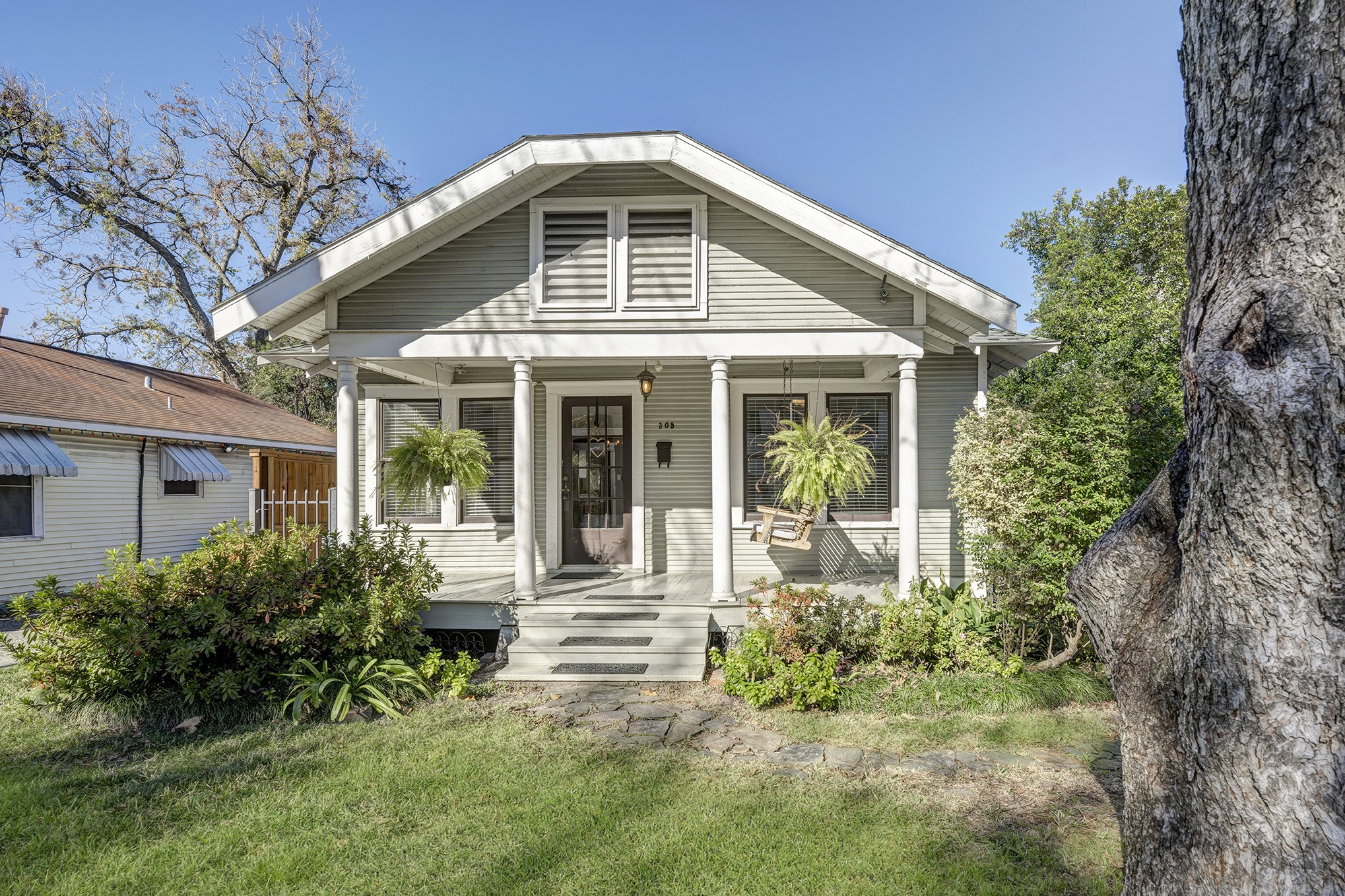 305 Aurora Street Houston TX 77008