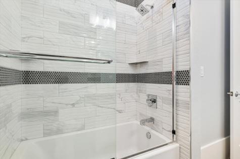 2419 Audubon Avenue Gilchrist TX 77617