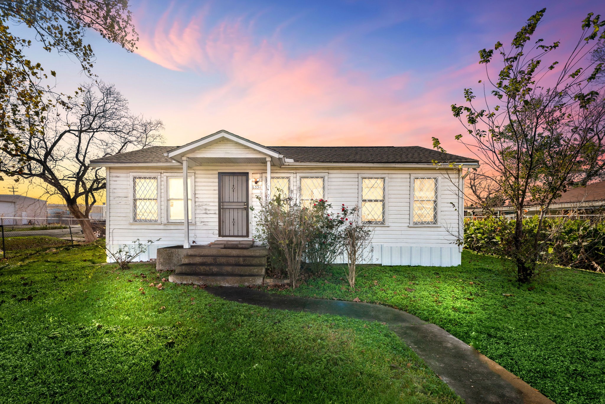 6334 Iron Rock Street Houston TX 77087
