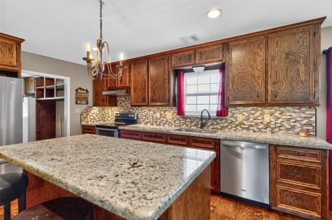 409 Ripple Creek Lane Somerville TX 77879