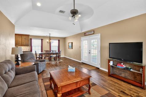 409 Ripple Creek Lane Somerville TX 77879