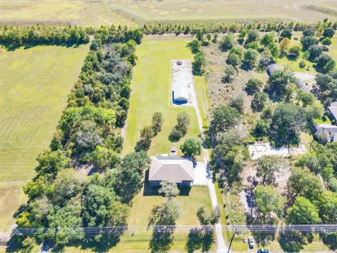 7502 E Wallisville Road Baytown TX 77521