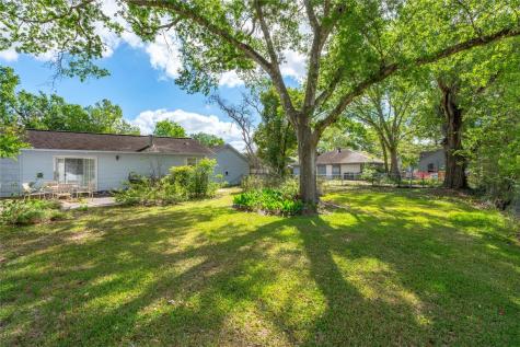 418 E Strand Street El Campo TX 77437