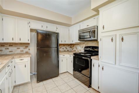 433 Southern Oaks Drive Lake Jackson TX 77566