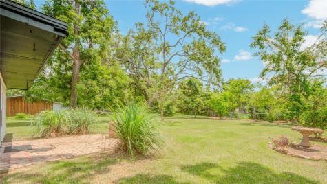 433 Southern Oaks Drive Lake Jackson TX 77566