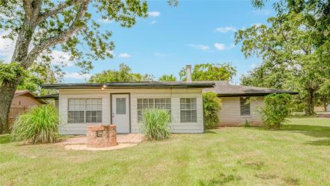 433 Southern Oaks Drive Lake Jackson TX 77566