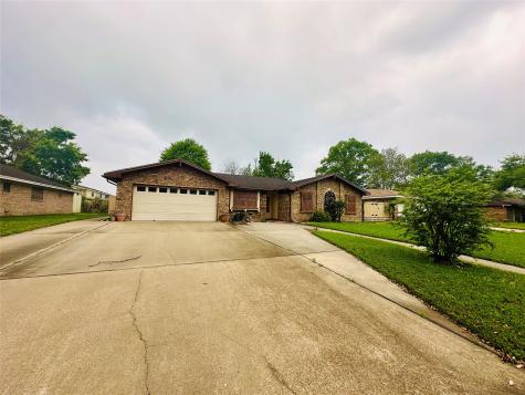 5965 Chisholm Trail Beaumont TX 77708