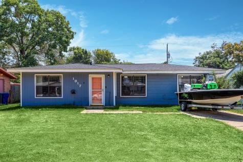 1917 2nd Avenue N Texas City TX 77590