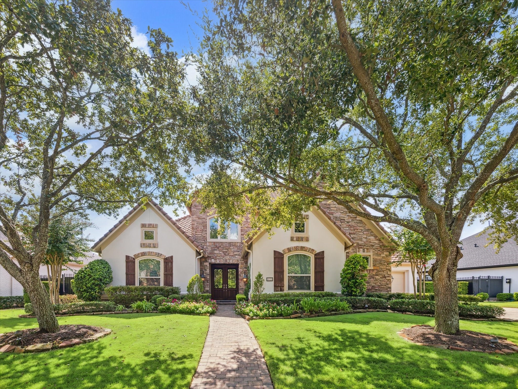 11723 Legend Manor Drive Houston TX 77082