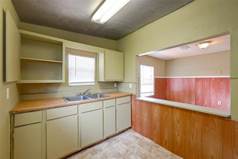 803 Mattie Street Wharton TX 77488