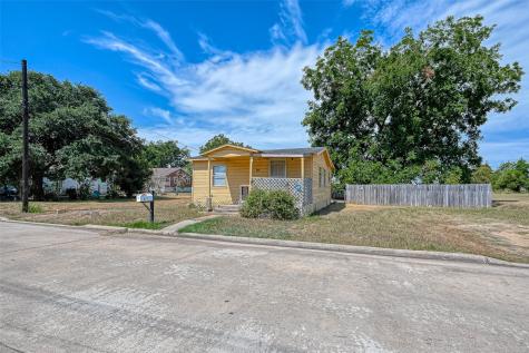 803 Mattie Street Wharton TX 77488