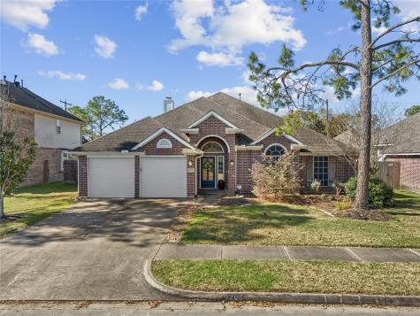 1206 Lake Shore Drive Pearland TX 77581