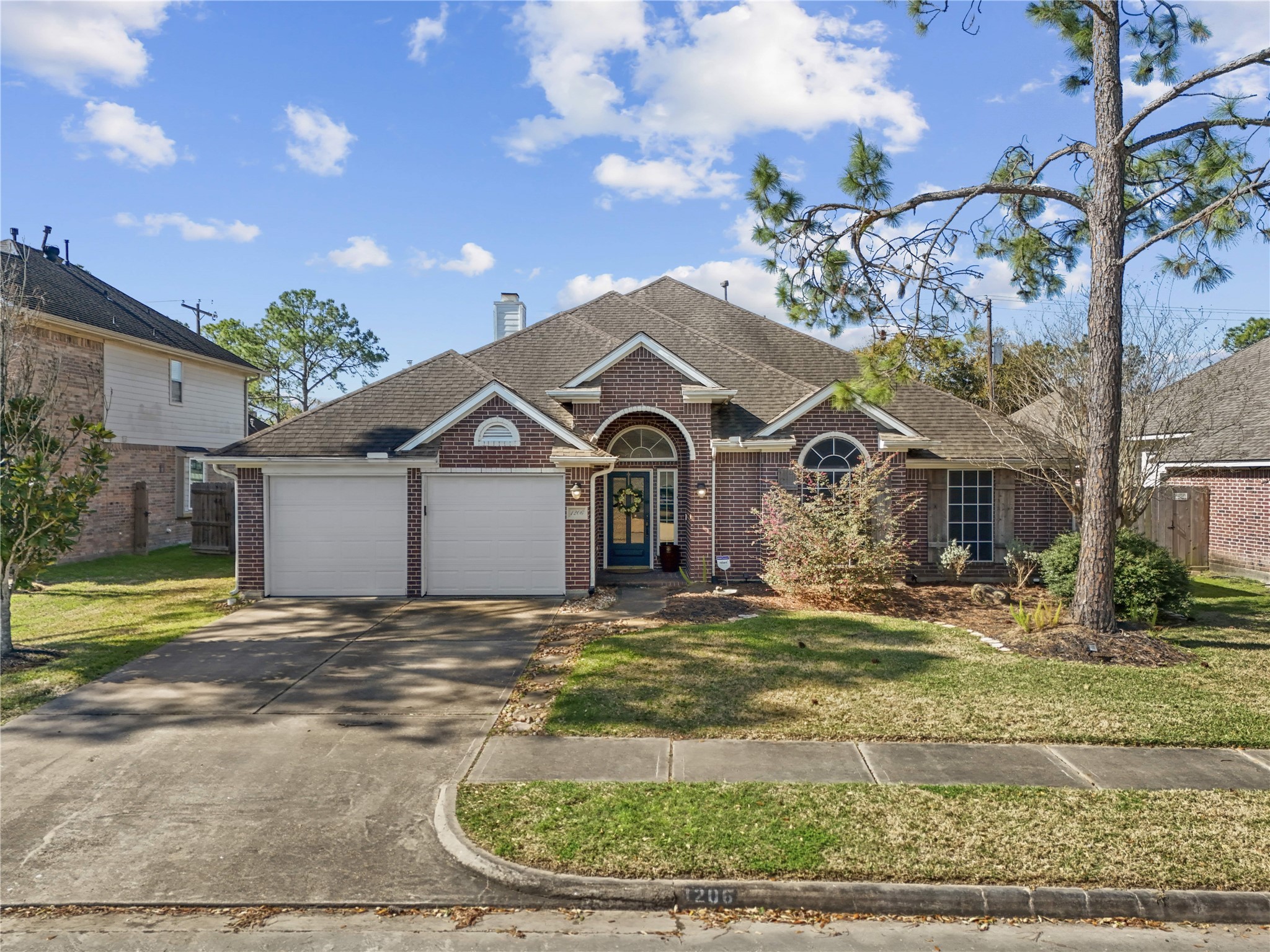 1206 Lake Shore Drive Pearland TX 77581