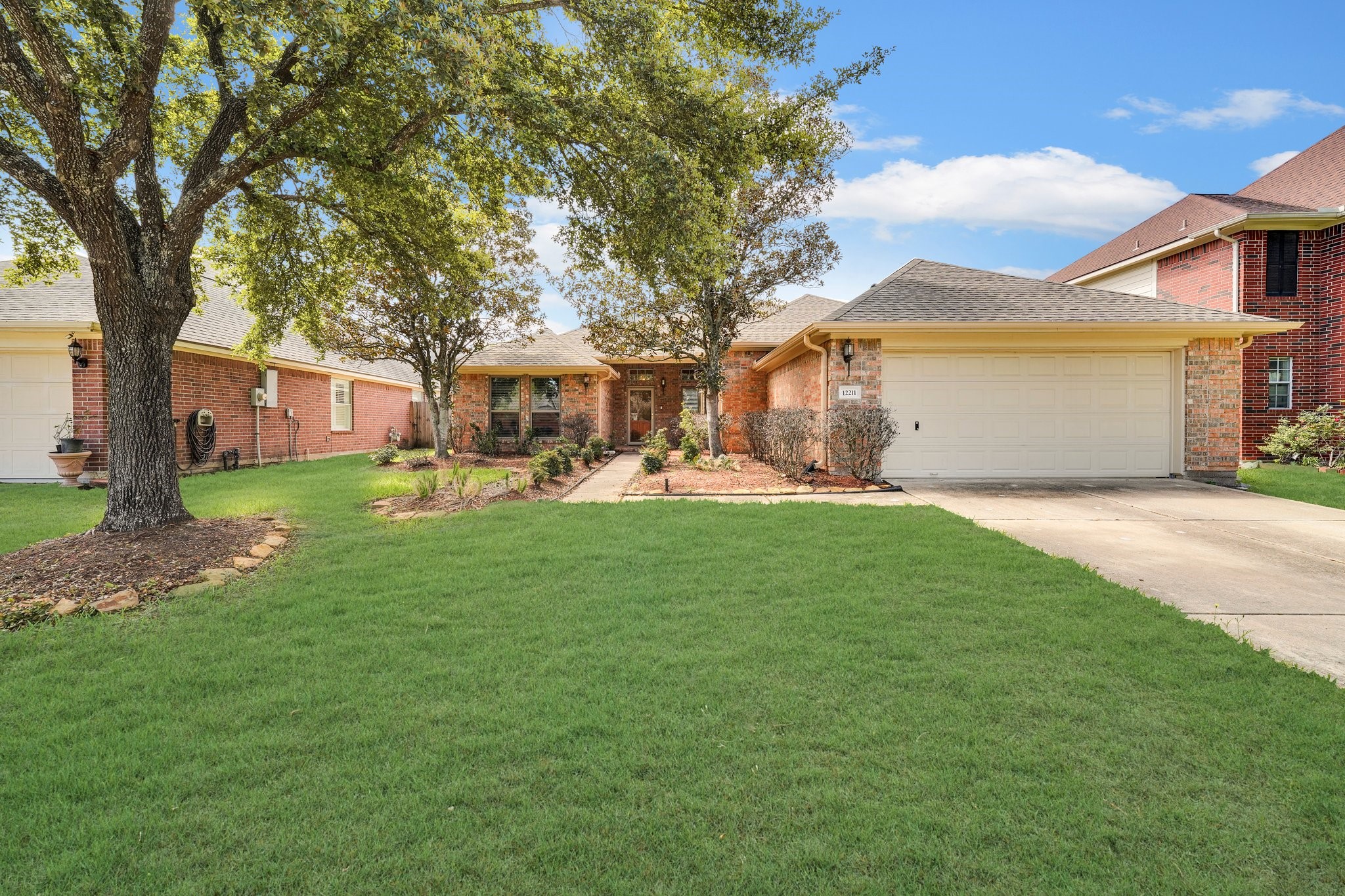 12211 Maple Leaf Lane Stafford TX 77477