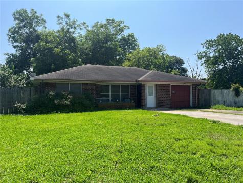 410 S Iowa Street La Porte TX 77571