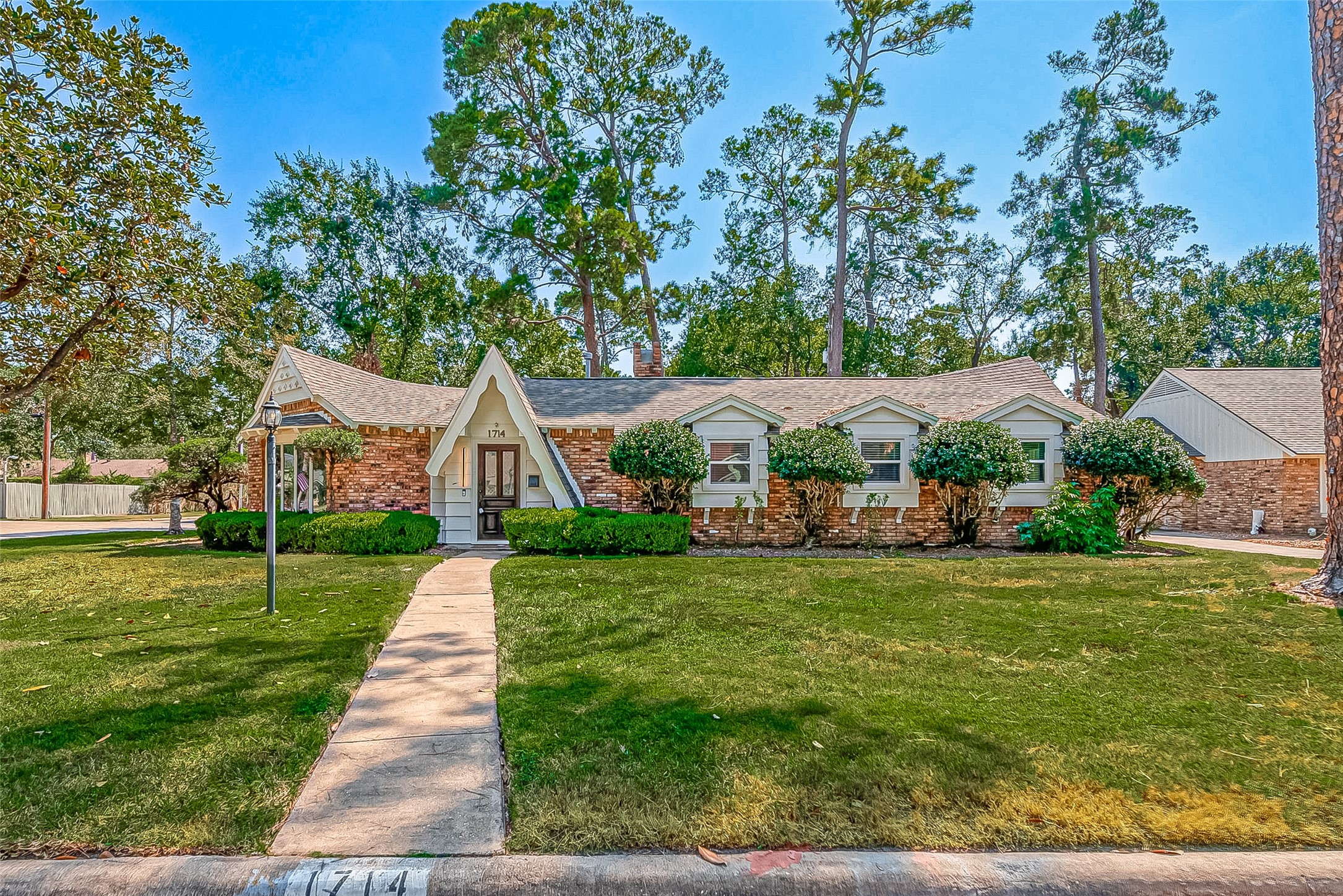 1714 Maux Drive Houston TX 77043